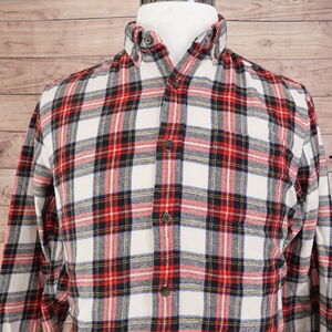 ST JOHN'S BAY SUPER SOFT PLAID FLANNEL BUTTON DOWN SHIRT MENS SIZE M MEDIUM